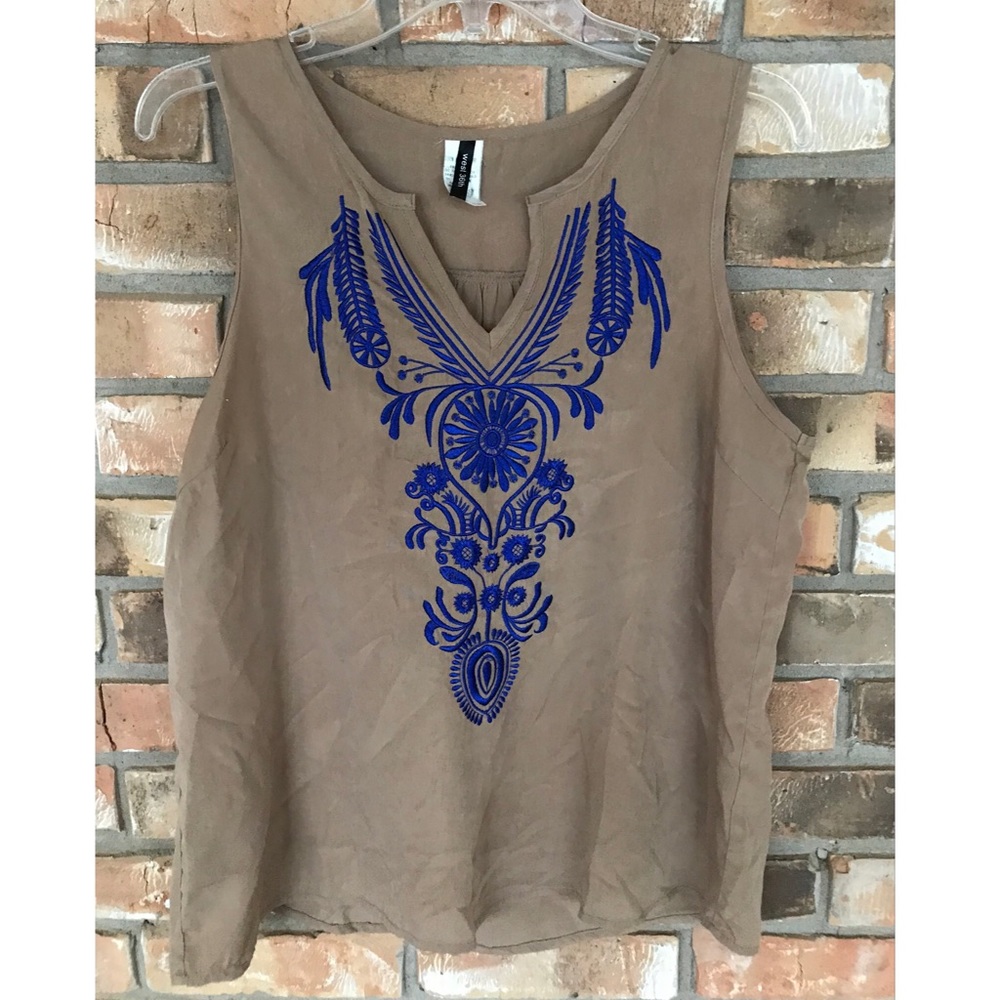 West 36th Women’s Sleeveless Top     Large